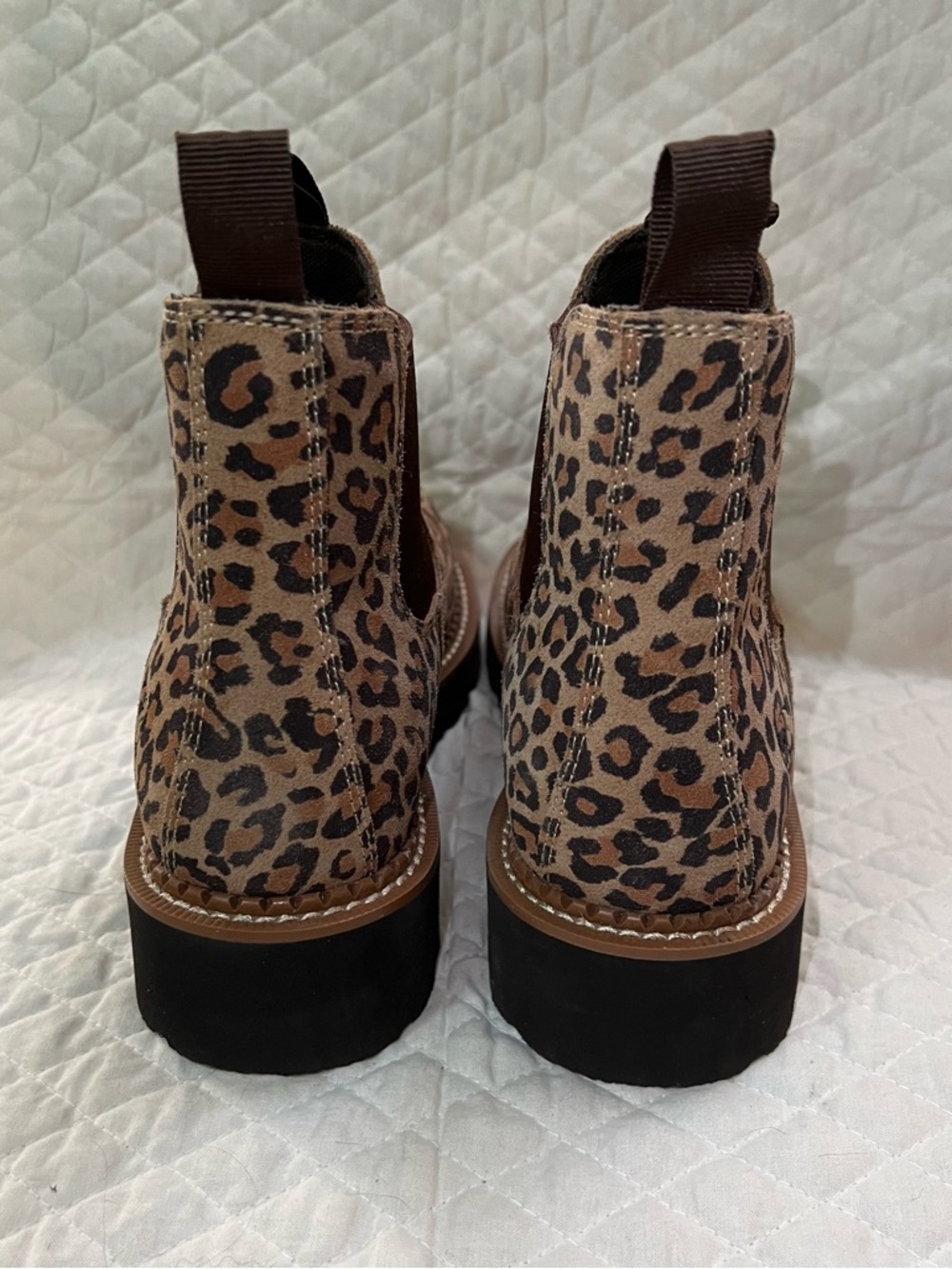 Ariat Fatbaby Chelsea Western Boot in Cheetah Print - Picture 5 of 12